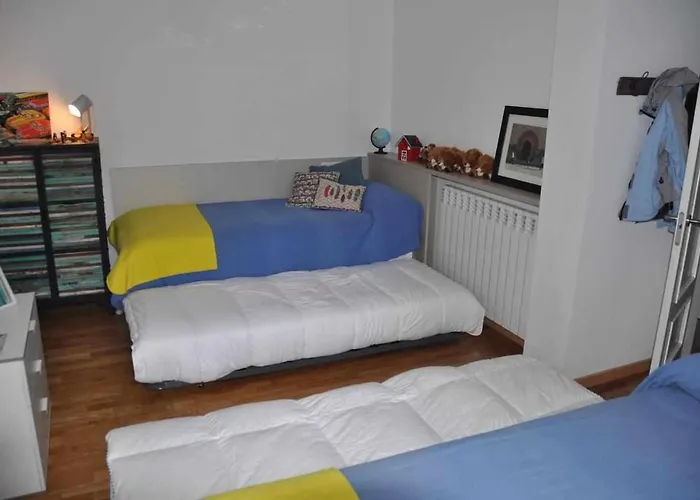 Lägenhet Up Borda Albar